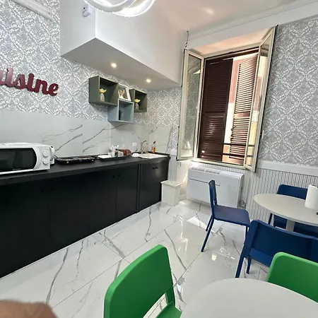 Jupiter ゲストハウス ローマ